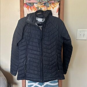 Women's Black Quilted Hooded Puffer Jacket